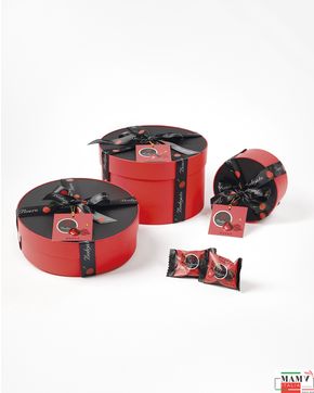 Конфеты шоколадные Черешня без косточки в граппе в темном шоколаде в круглой красной подарочной коробке 150 гр. Bodrato